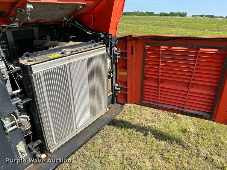 image for item OG9047 2019 Kubota SVL75-2  tracked skid steer loader