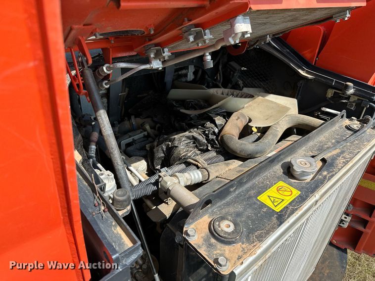 image for item OG9047 2019 Kubota SVL75-2  tracked skid steer loader