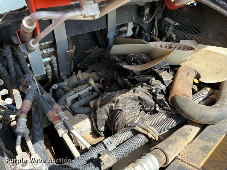 image for item OG9047 2019 Kubota SVL75-2  tracked skid steer loader