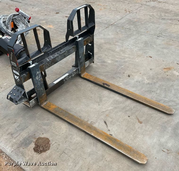 image for item OG9071 Bobcat Pallet Fork HD  skid steer forks