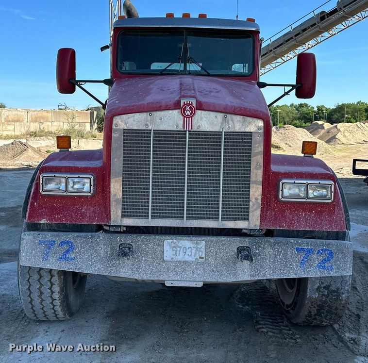 image for item DO4957 2009 Kenworth W900  ready mix truck