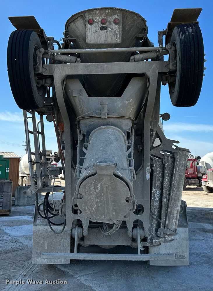 image for item DO4957 2009 Kenworth W900  ready mix truck