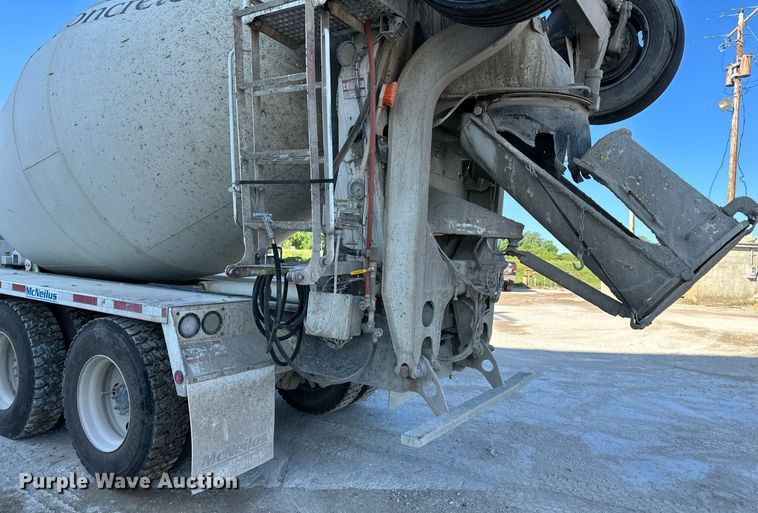 image for item DO4957 2009 Kenworth W900  ready mix truck