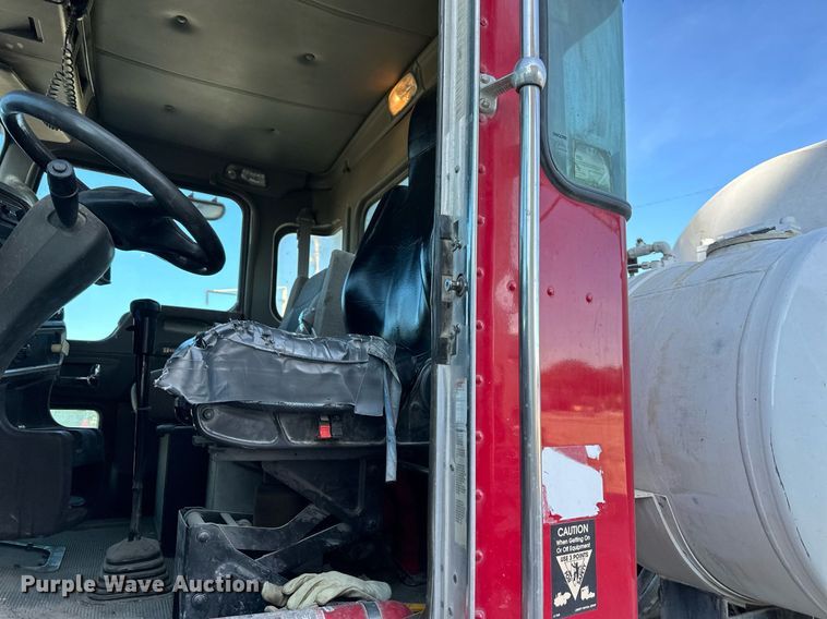 image for item DO4957 2009 Kenworth W900  ready mix truck