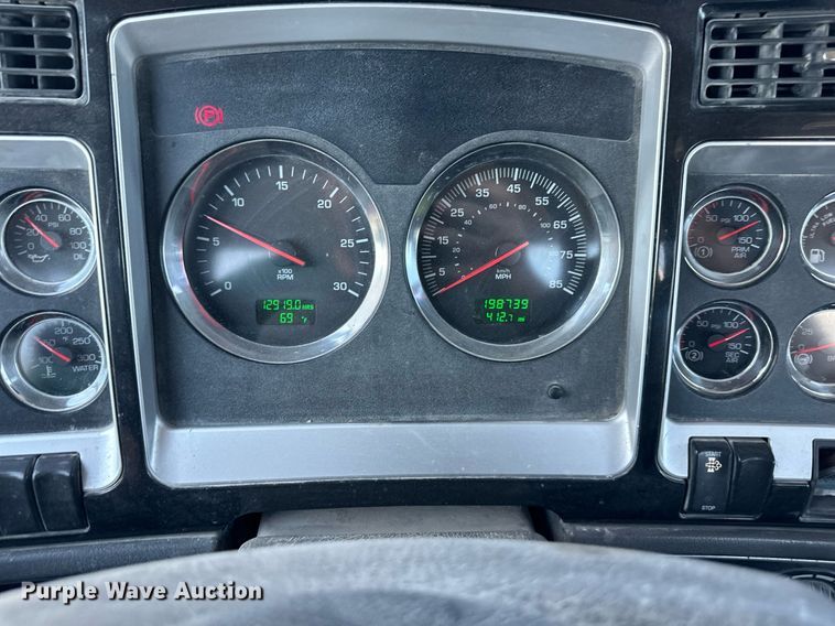 image for item DO4957 2009 Kenworth W900  ready mix truck