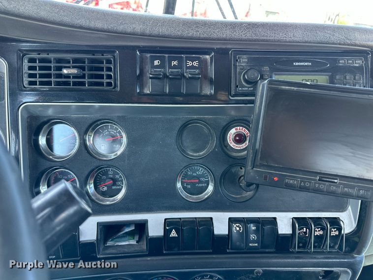 image for item DO4957 2009 Kenworth W900  ready mix truck