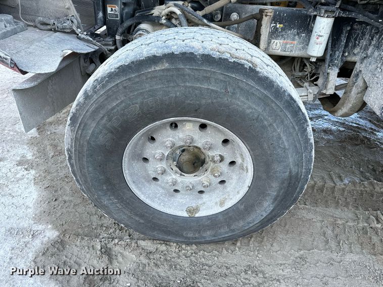 image for item DO4957 2009 Kenworth W900  ready mix truck