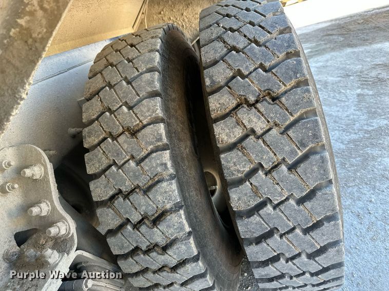 image for item DO4957 2009 Kenworth W900  ready mix truck