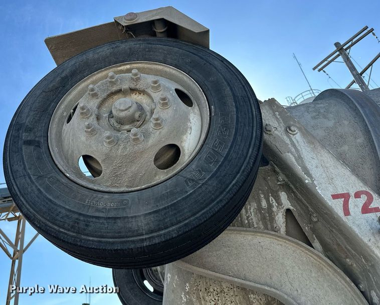 image for item DO4957 2009 Kenworth W900  ready mix truck