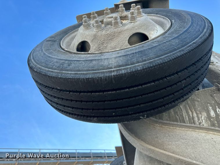 image for item DO4957 2009 Kenworth W900  ready mix truck