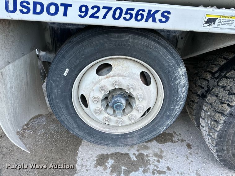 image for item DO4957 2009 Kenworth W900  ready mix truck