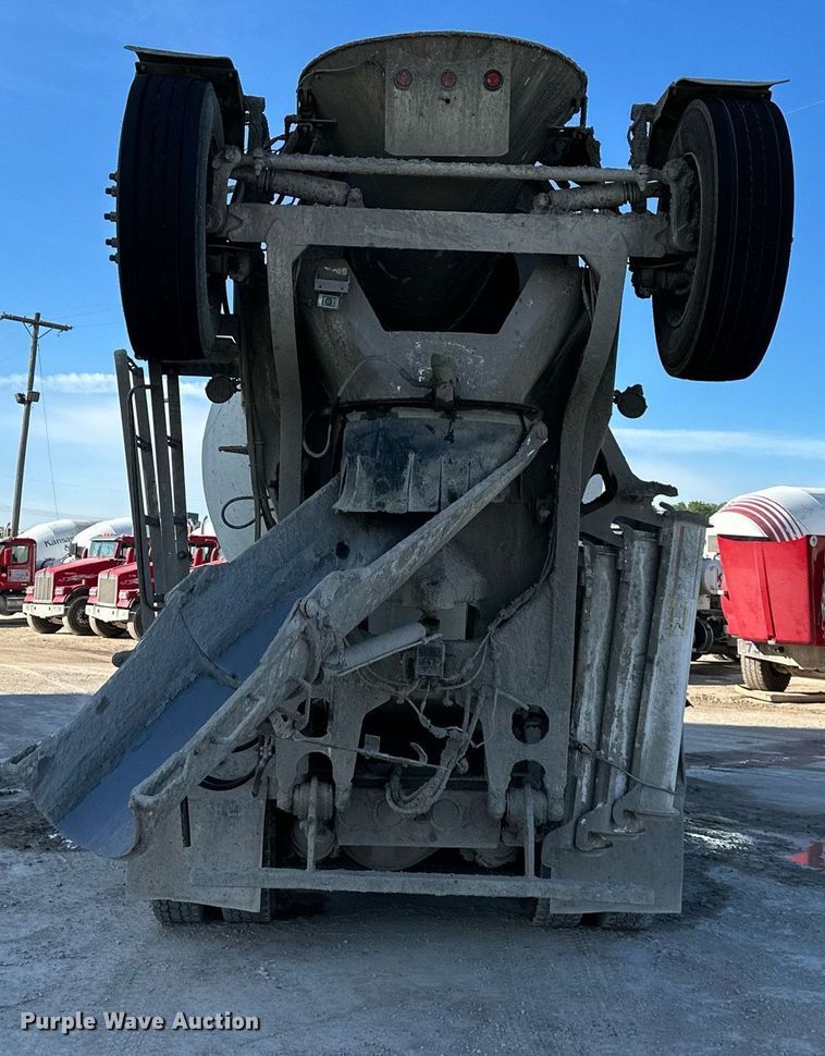 image for item DO4958 2009 Kenworth W900  ready mix truck