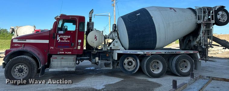 image for item DO4958 2009 Kenworth W900  ready mix truck
