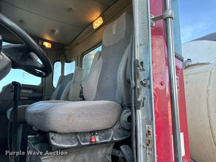 image for item DO4958 2009 Kenworth W900  ready mix truck