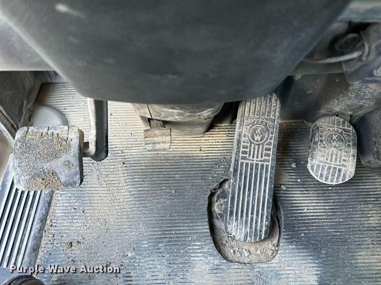 image for item DO4958 2009 Kenworth W900  ready mix truck