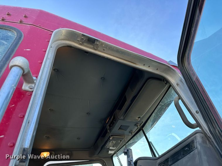 image for item DO4958 2009 Kenworth W900  ready mix truck