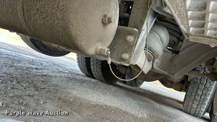 image for item DO4958 2009 Kenworth W900  ready mix truck