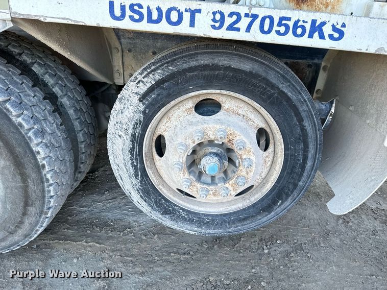 image for item DO4958 2009 Kenworth W900  ready mix truck