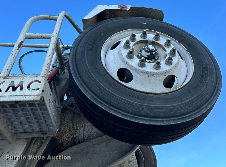 image for item DO4958 2009 Kenworth W900  ready mix truck