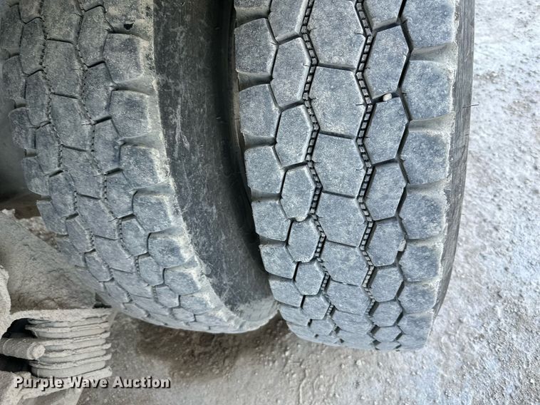 image for item DO4958 2009 Kenworth W900  ready mix truck