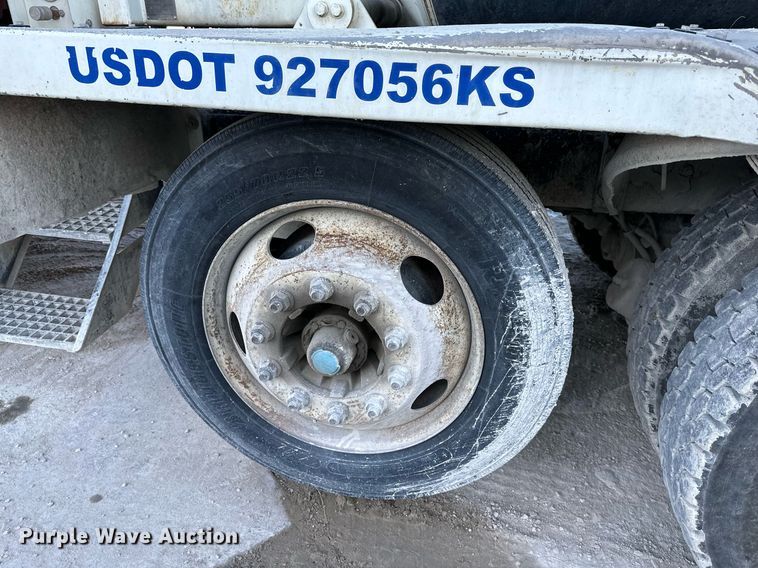 image for item DO4958 2009 Kenworth W900  ready mix truck