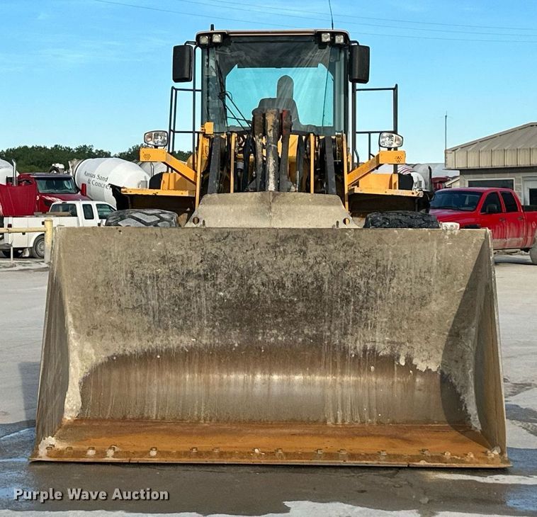 image for item DO4960 2010 Volvo L180F  wheel loader