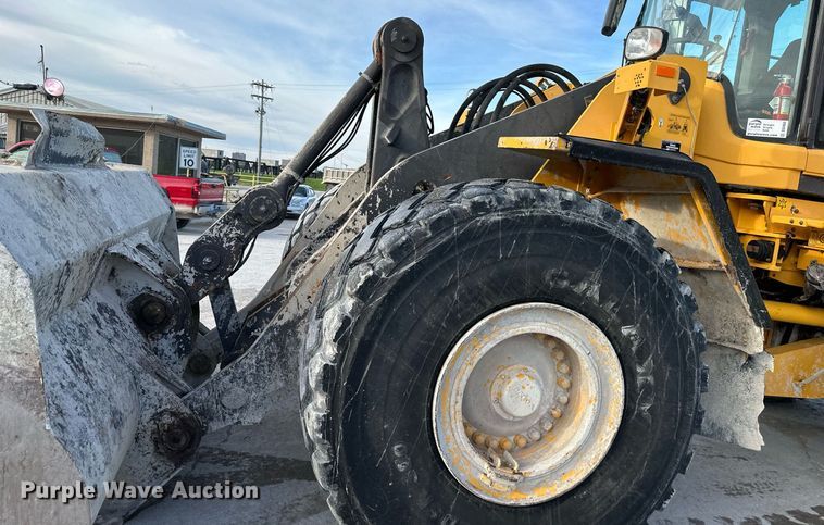 image for item DO4960 2010 Volvo L180F  wheel loader