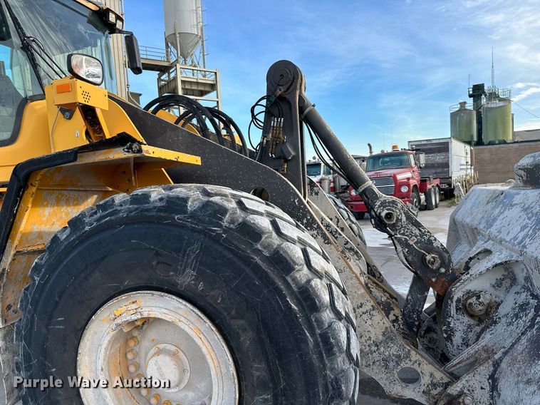 image for item DO4960 2010 Volvo L180F  wheel loader