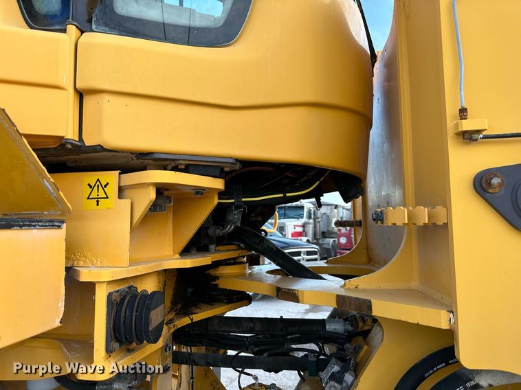 image for item DO4960 2010 Volvo L180F  wheel loader