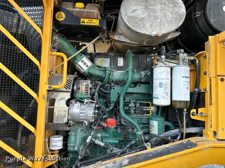 image for item DO4960 2010 Volvo L180F  wheel loader