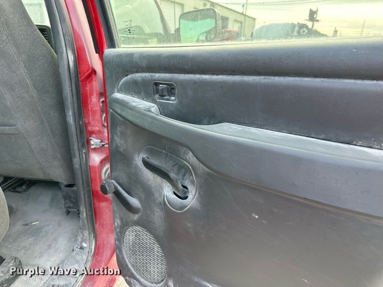 image for item DO4961 2005 Chevrolet Silverado 2500HD  Crew Cab pickup truck