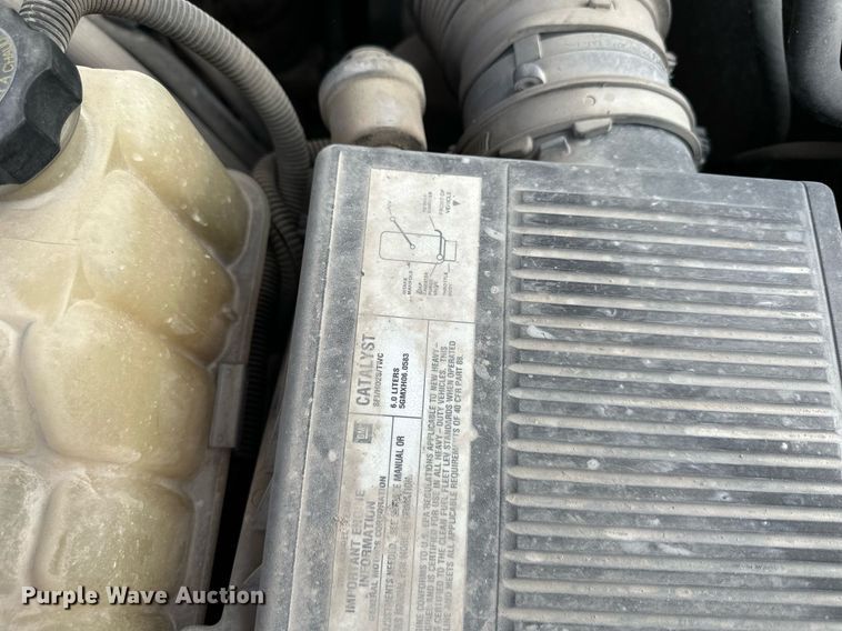 image for item DO4961 2005 Chevrolet Silverado 2500HD  Crew Cab pickup truck