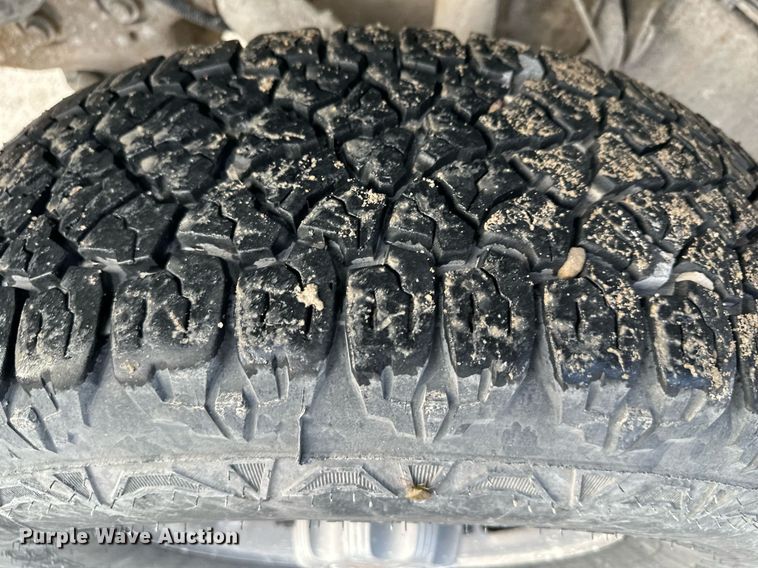 image for item DO4961 2005 Chevrolet Silverado 2500HD  Crew Cab pickup truck