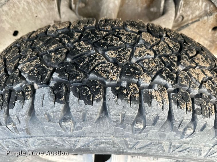 image for item DO4961 2005 Chevrolet Silverado 2500HD  Crew Cab pickup truck