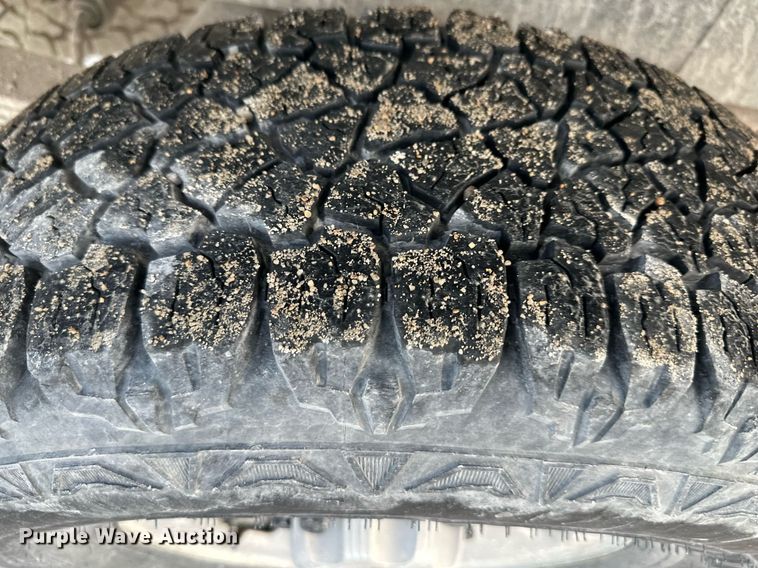 image for item DO4961 2005 Chevrolet Silverado 2500HD  Crew Cab pickup truck