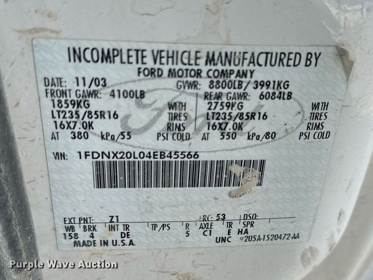 image for item DO4963 2004 Ford F250 Super Duty  SuperCab utility bed pickup truck