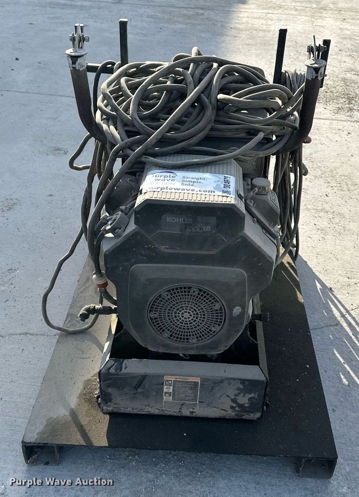 image for item DO4979 Lincoln Electric Ranger 8  welder
