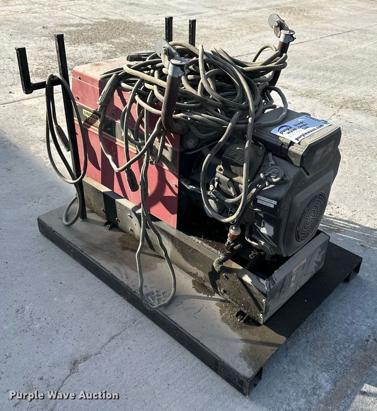 image for item DO4979 Lincoln Electric Ranger 8  welder
