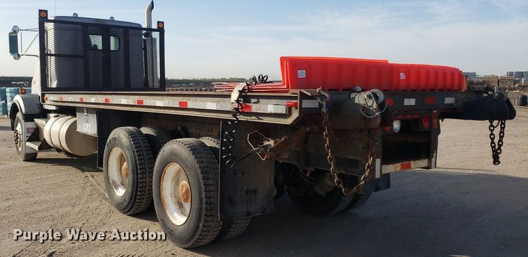 image for item DP7844 1998 Kenworth T800B  flatbed truck