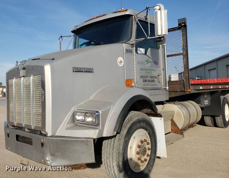 image for item DP7844 1998 Kenworth T800B  flatbed truck