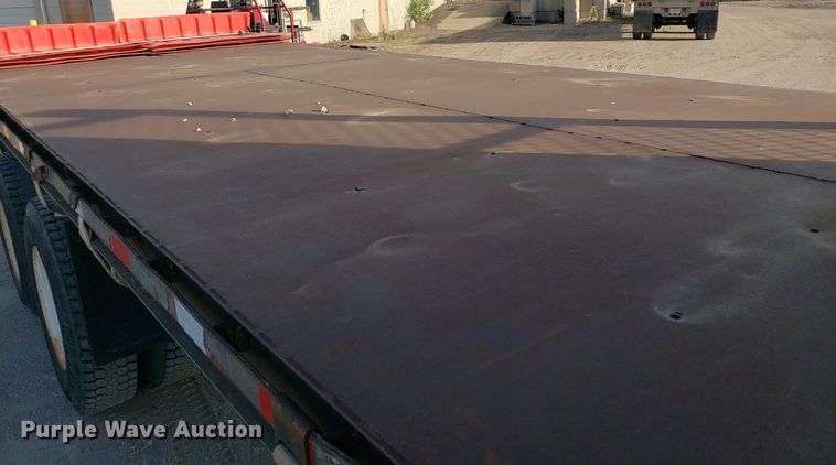 image for item DP7844 1998 Kenworth T800B  flatbed truck