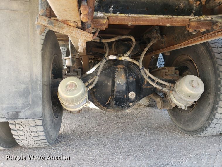 image for item DP7844 1998 Kenworth T800B  flatbed truck