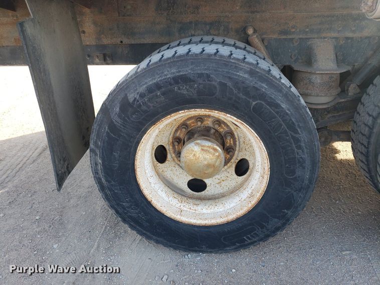 image for item DP7844 1998 Kenworth T800B  flatbed truck