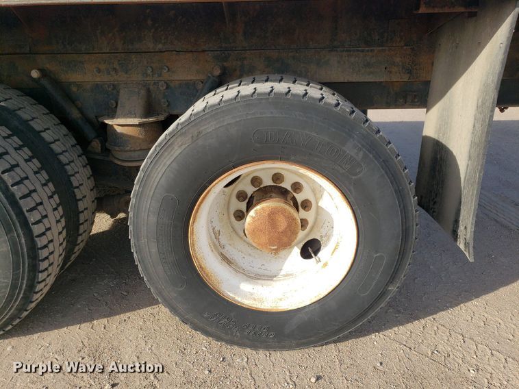 image for item DP7844 1998 Kenworth T800B  flatbed truck