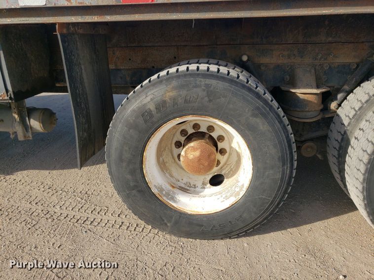 image for item DP7844 1998 Kenworth T800B  flatbed truck