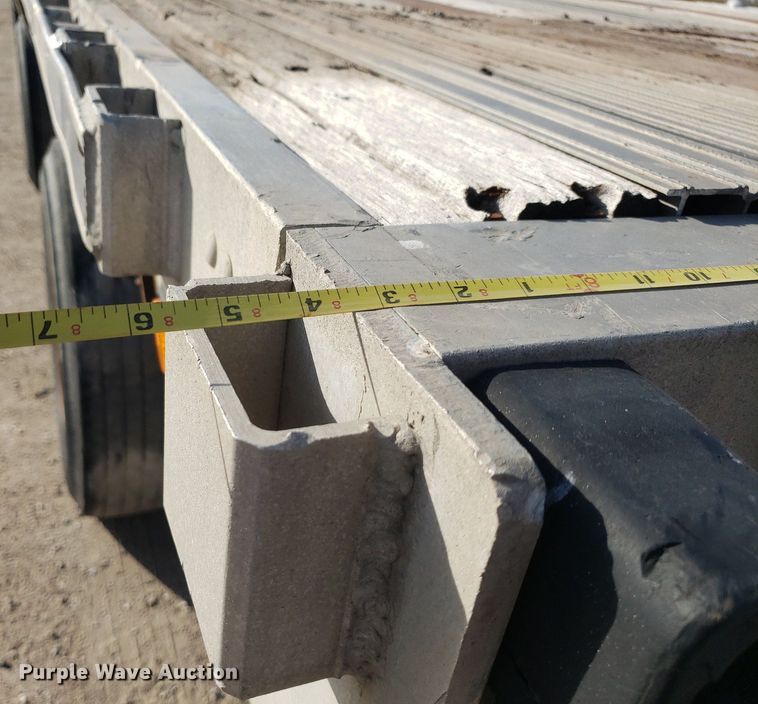 image for item DP7845 2000 Utility  flatbed trailer