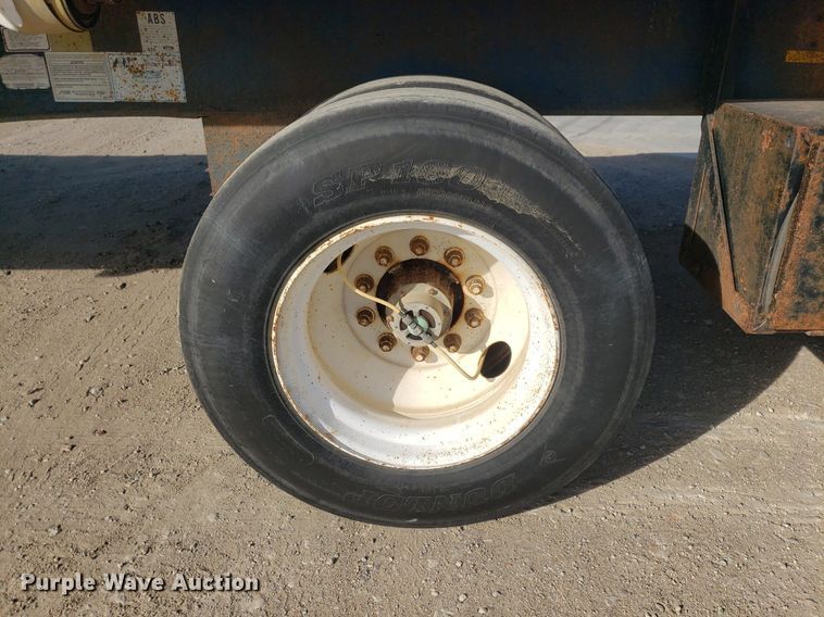 image for item DP7845 2000 Utility  flatbed trailer