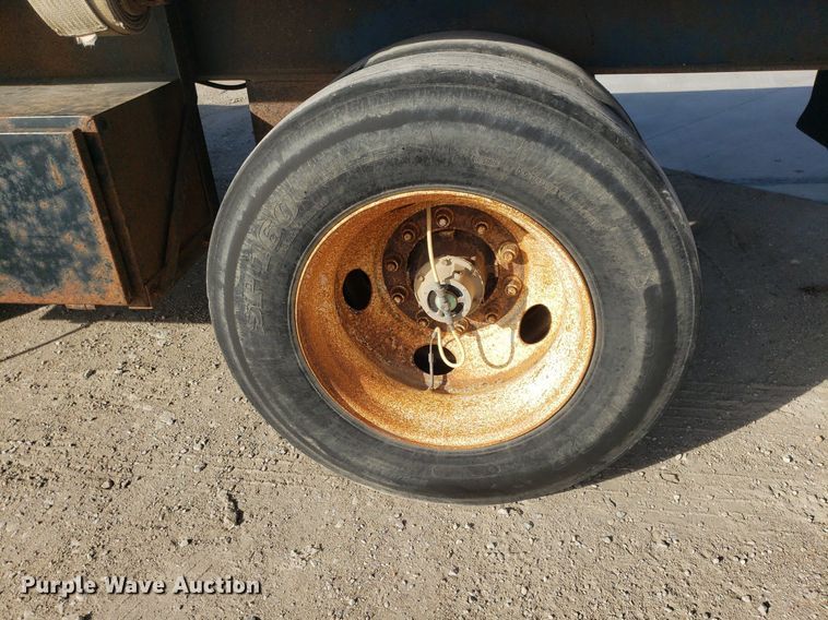 image for item DP7845 2000 Utility  flatbed trailer