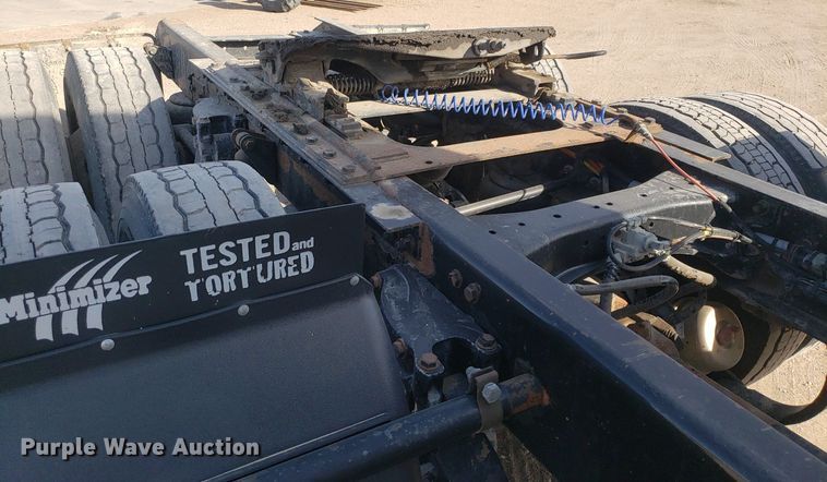 image for item DP7848 2005 Kenworth T800B  semi truck