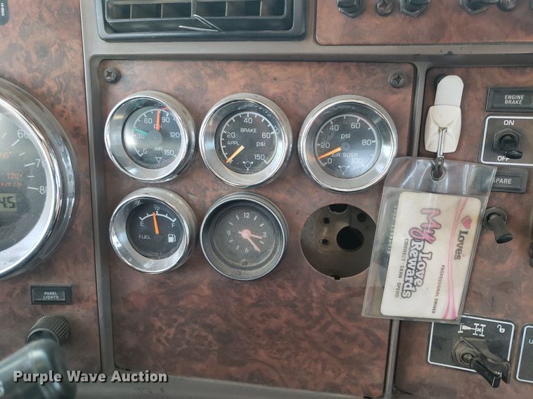 image for item DP7848 2005 Kenworth T800B  semi truck